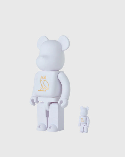BEARBRICK 400% - October's Very Own (White Edition, 100% inclus)